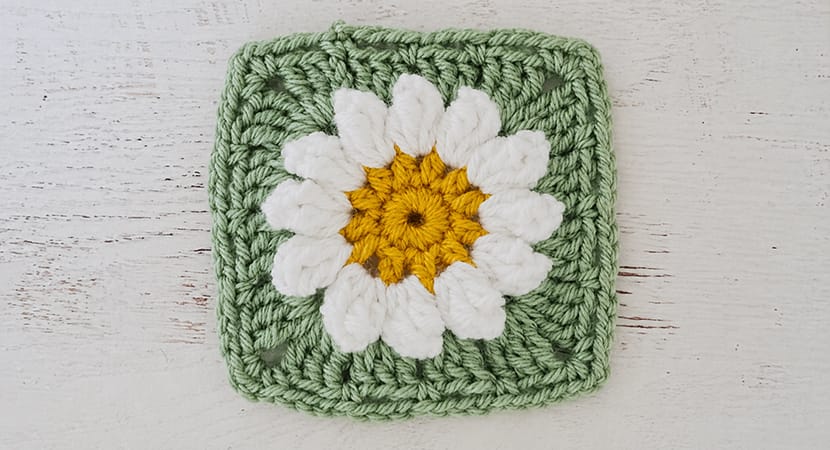 Make 17 Daisy Granny Squares