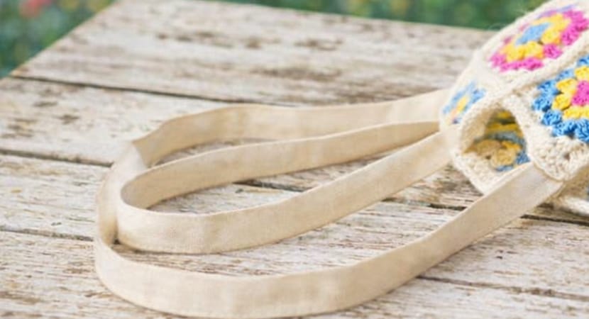 Creating and Attaching Handles