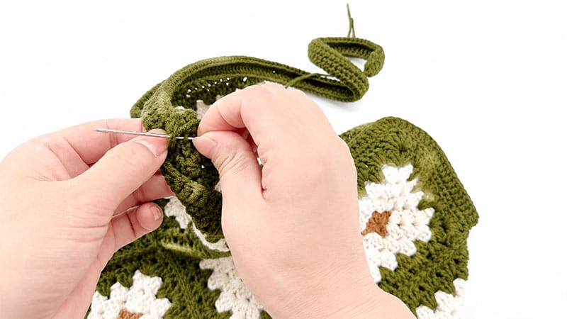 Creating the Edging and Straps
