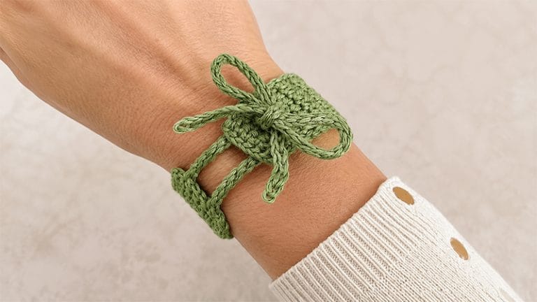 Crochet Bracelet Pattern