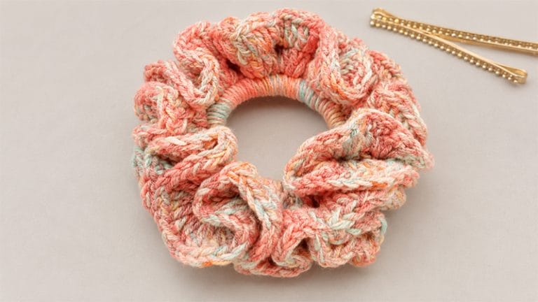 Ruffled Crochet Hair Scrunchie