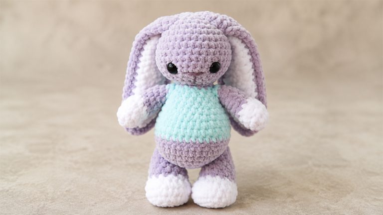 Fluffy Bunny Amigurumi